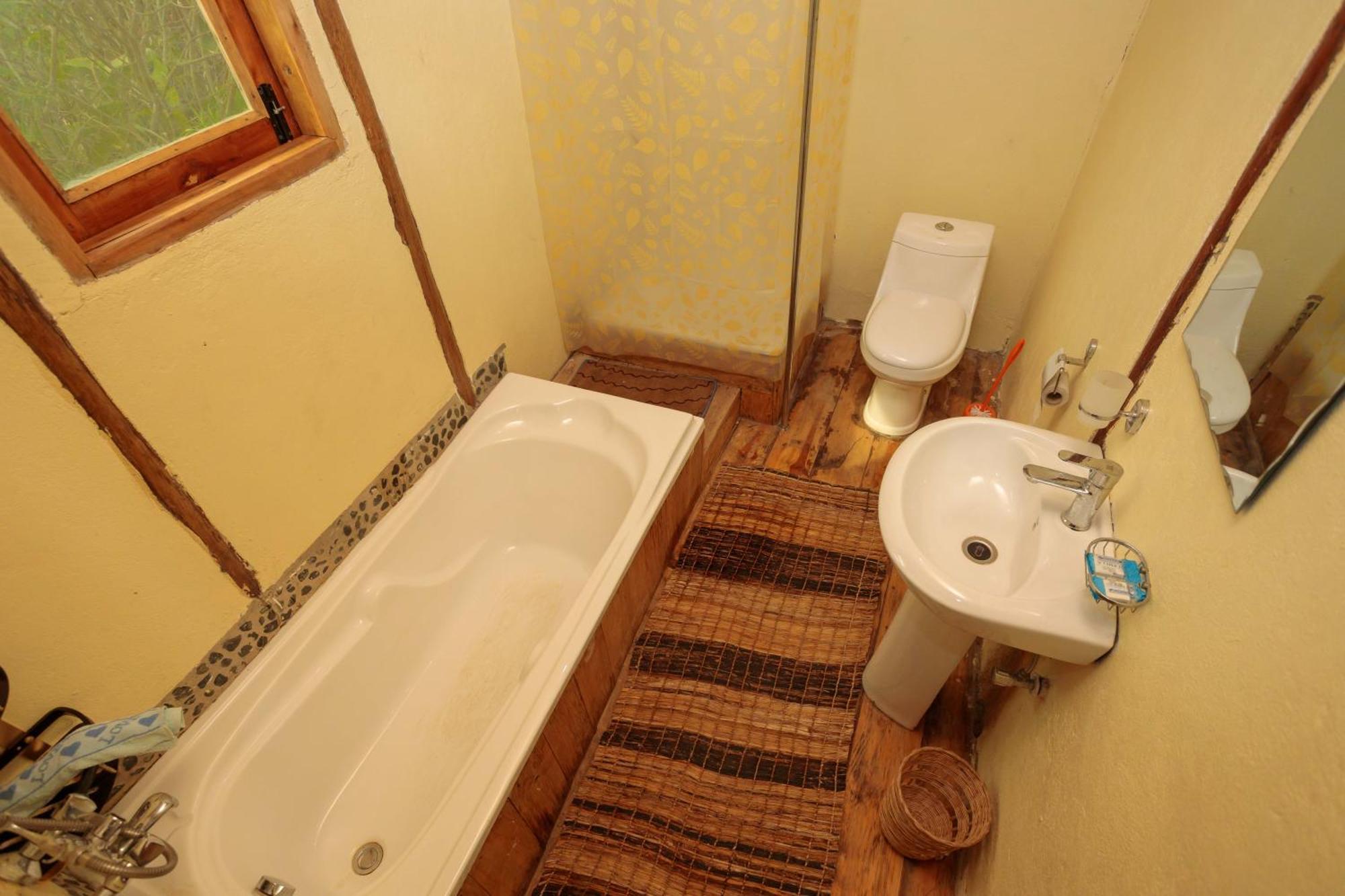 Lake Mwamba Lodge Kasenda エクステリア 写真