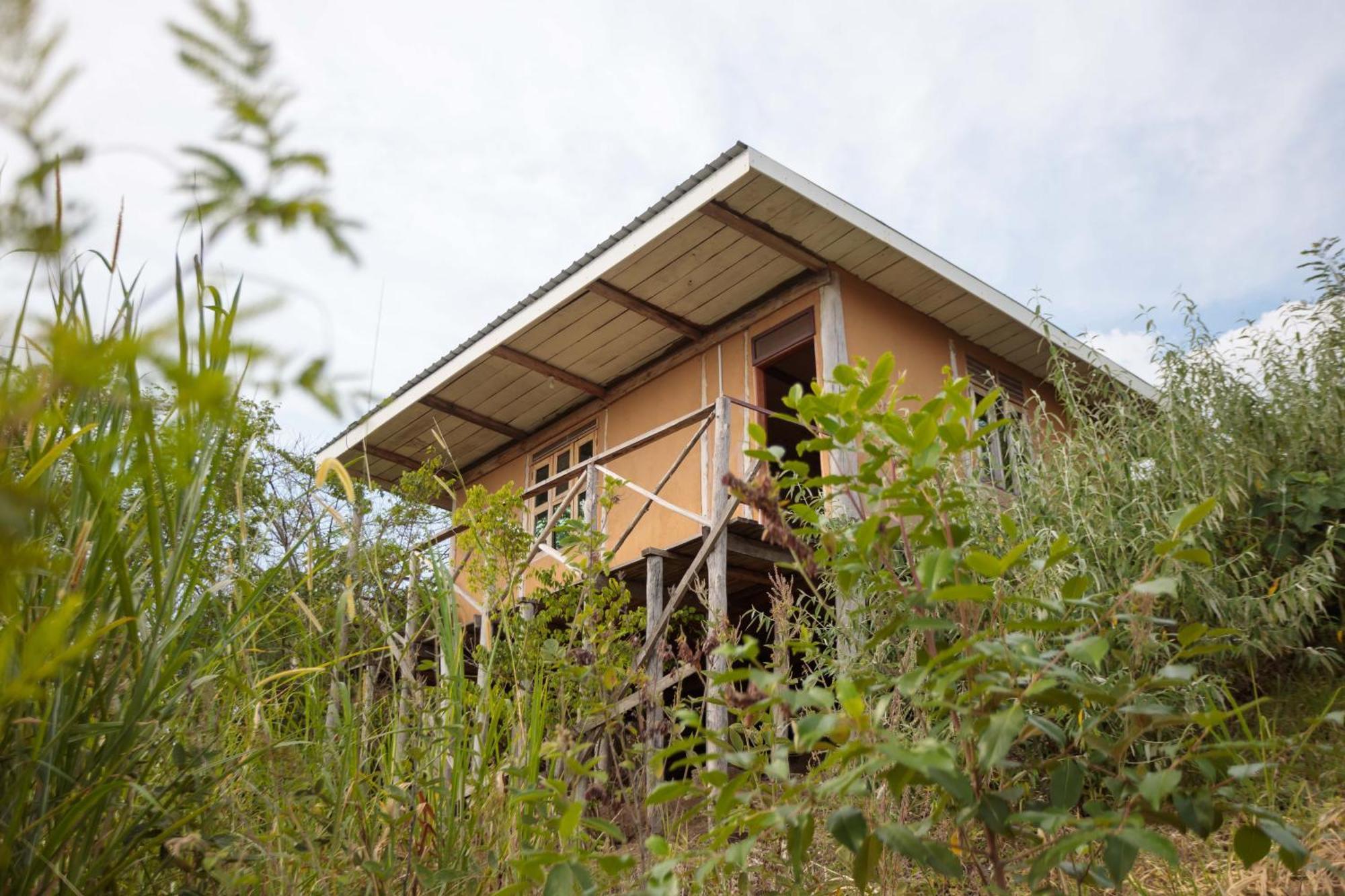 Lake Mwamba Lodge Kasenda エクステリア 写真