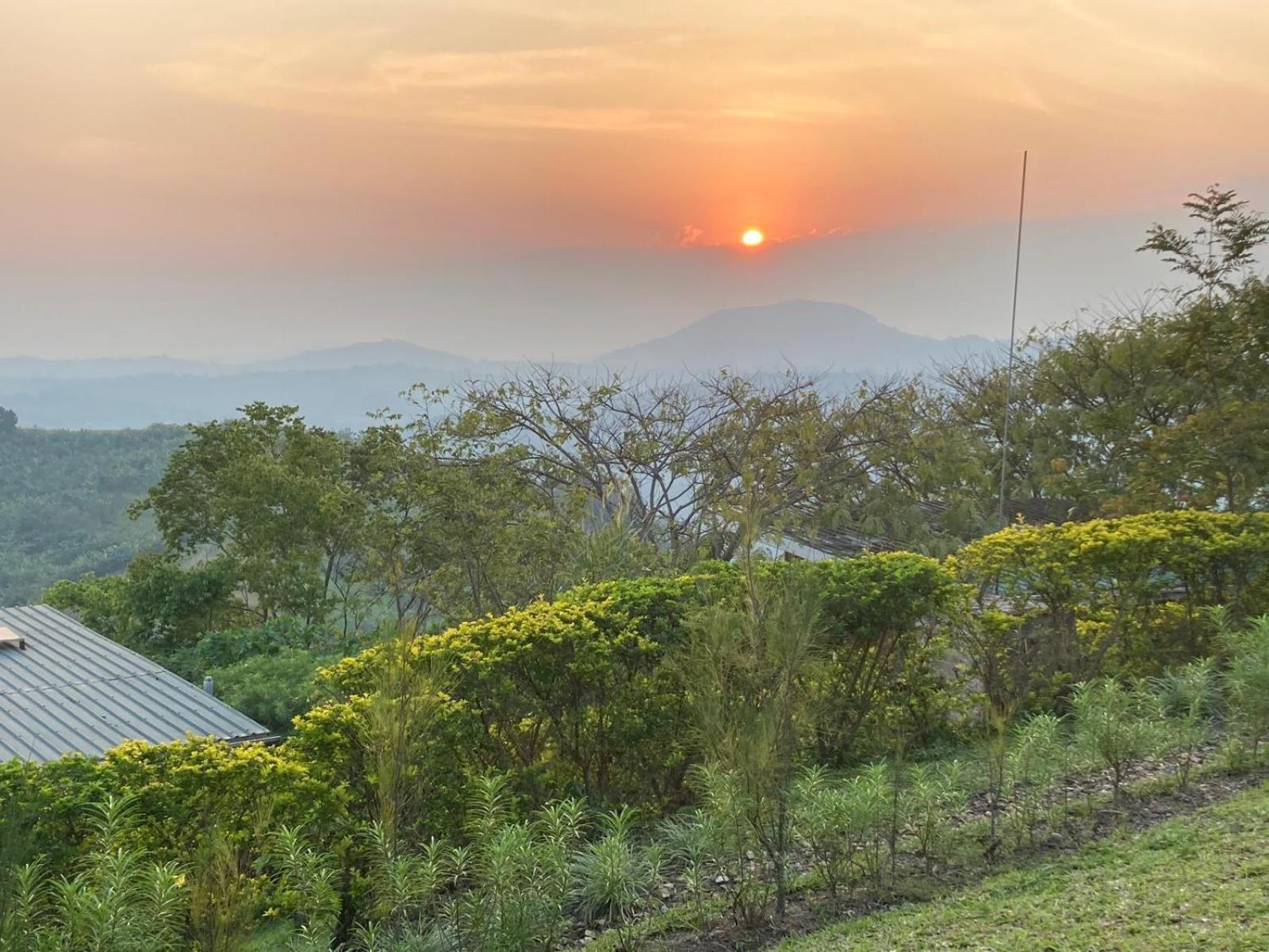 Lake Mwamba Lodge Kasenda エクステリア 写真